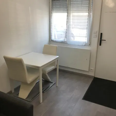 Appartement 6 Next To Paris à Montreuil  Extérieur photo